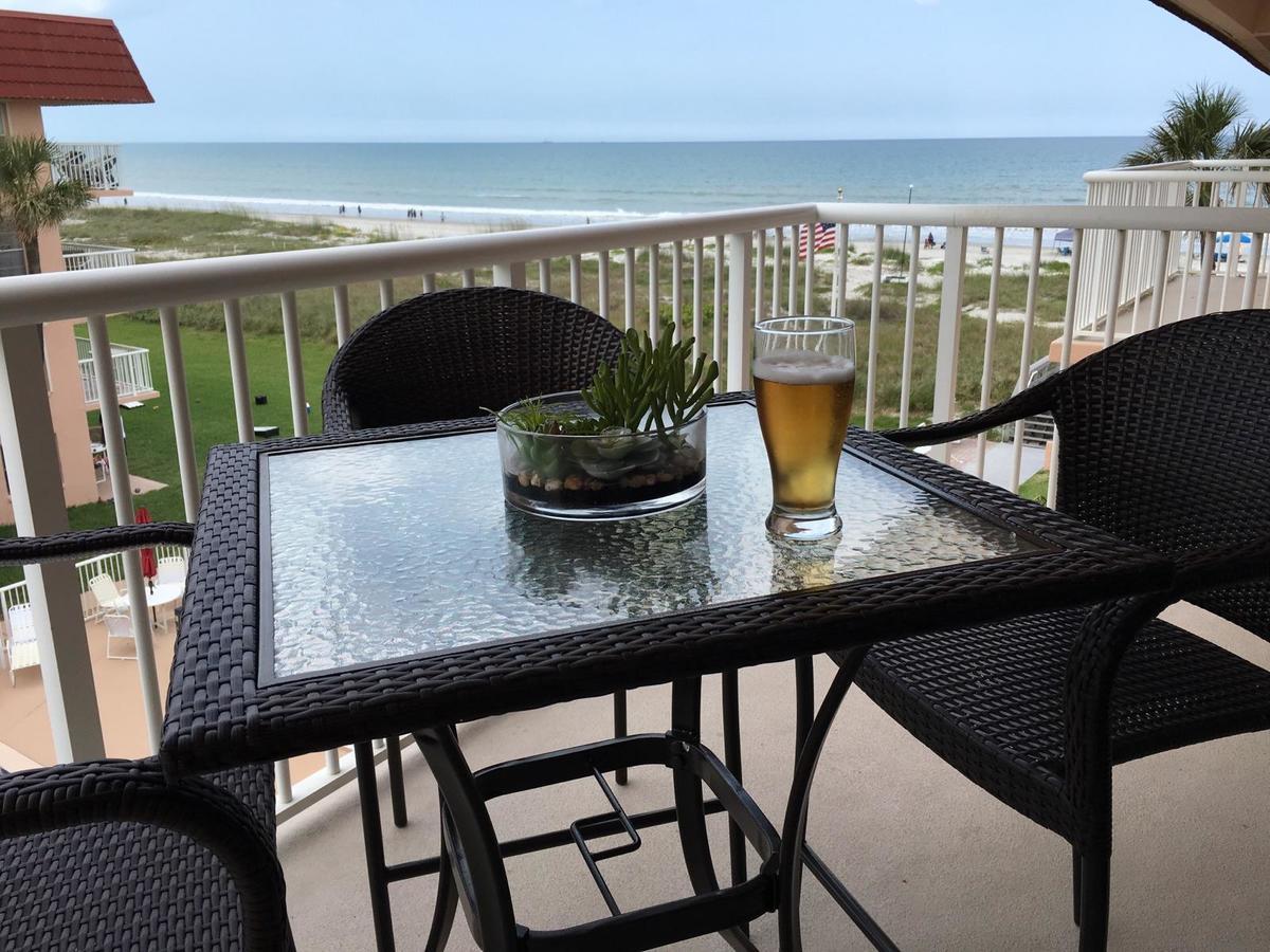Spanish Main Cocoa Beach Buitenkant foto
